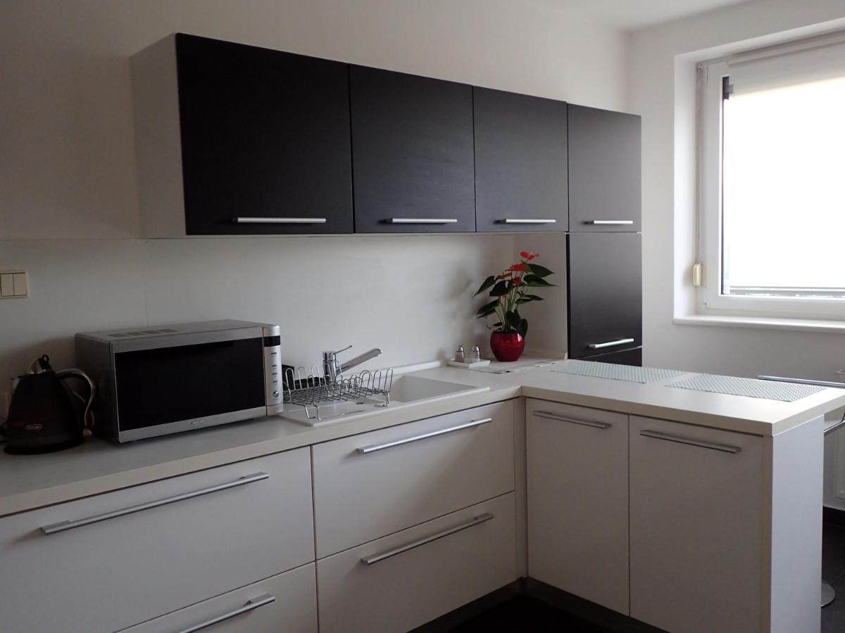 Marguerite Apartment - Parking Including Bratislava Exterior photo